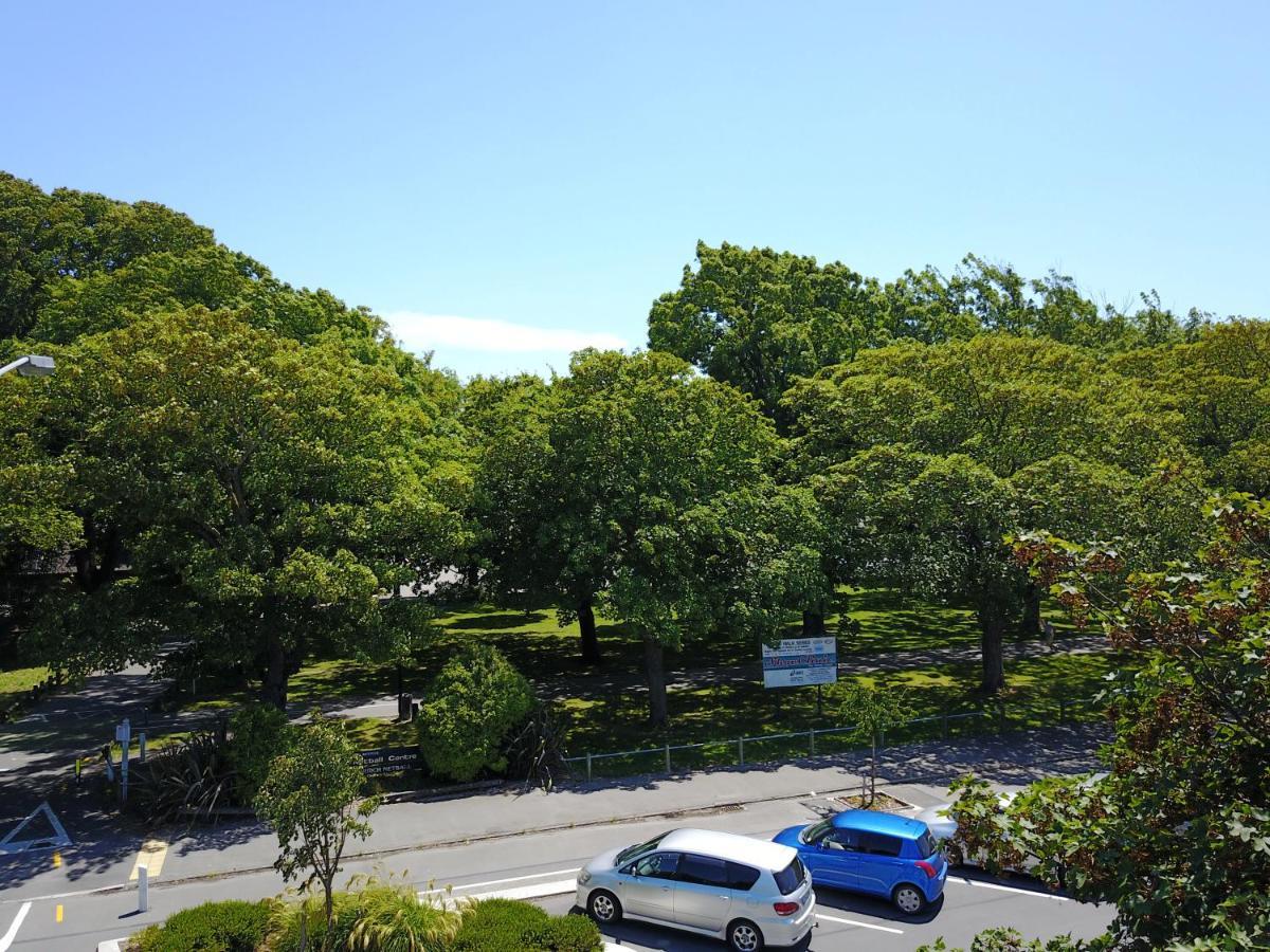 כרייסטצ'רץ' Modern 1 Bedroom Apartment Across From Hagley Park מראה חיצוני תמונה