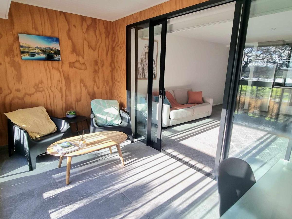 כרייסטצ'רץ' Modern 1 Bedroom Apartment Across From Hagley Park מראה חיצוני תמונה
